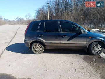 Авто Ford Fusion 2003 № 8553260