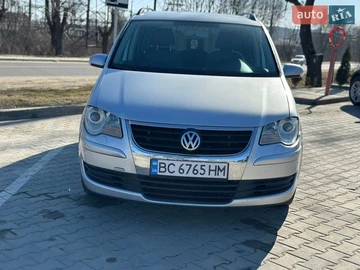 Авто Volkswagen Touran 2007 № 8553270
