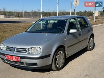 Авто Volkswagen Golf 2000 № 8553276