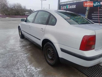 Авто Volkswagen Passat 1999 № 8553604
