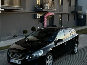 Авто Volvo V60 2011 № 8553729