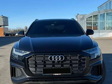 Авто Audi Q8 2020 № 8554037