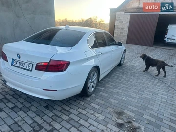 Авто BMW 5 Series 2011 № 8554405