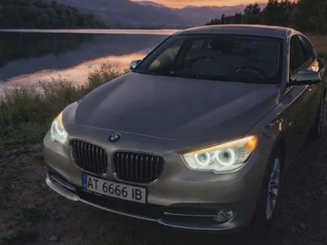 Авто BMW 5 Series Gt 2012 № 8554414