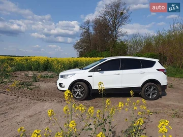 Авто Ford Kuga 2017 № 8554433