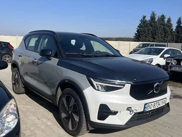 Авто Volvo Xc40 2023 № 8554462