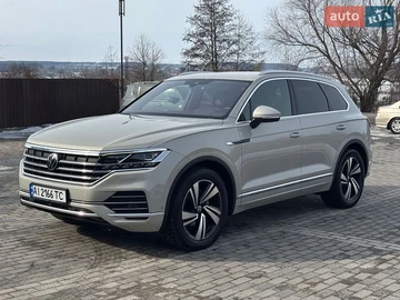 Авто Volkswagen Touareg 2021 № 8554726