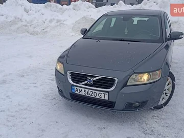 Авто Volvo V50 2008 № 8555061
