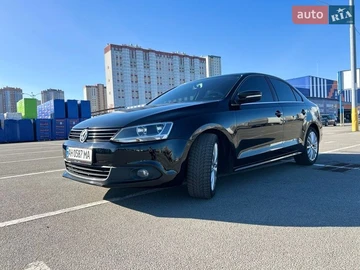Авто Volkswagen Jetta 2013 № 8555111