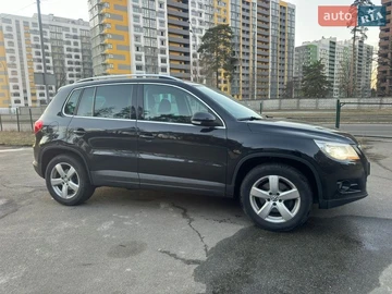 Авто Volkswagen Tiguan 2010 № 8555129