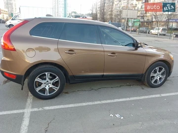 Авто Volvo Xc60 2012 № 8555348