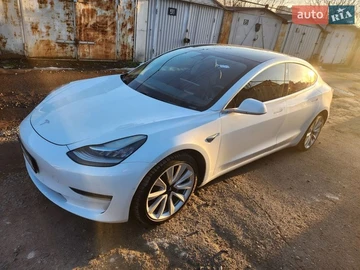Авто Tesla Model 3 2019 № 8555377