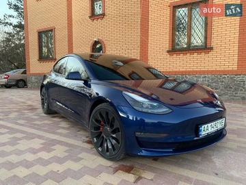 Авто Tesla Model 3 2022 № 8555603