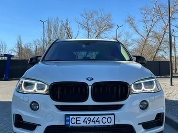 Авто BMW X5 2018 № 8555622