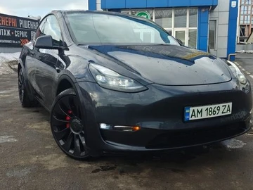 Авто Tesla Model Y 2024 № 8555640