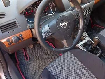 Авто Opel Astra 2005 № 8555894