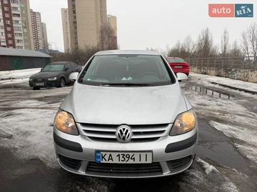 Авто Volkswagen Golf Plus 2005 № 8555920