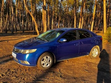 Авто KIA Cerato 2009 № 8555924