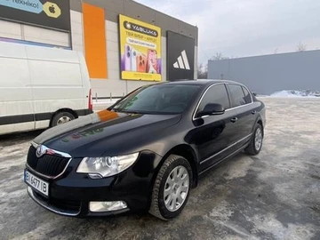 Авто Skoda Superb 2012 № 8556116