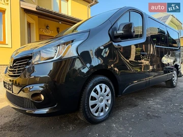 Авто Renault Trafic 2018 № 8556285