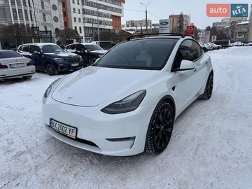 Авто Tesla Model Y 2022 № 8556301