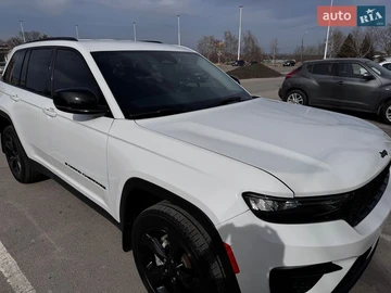 Авто Jeep Grand Cherokee 2023 № 8556307