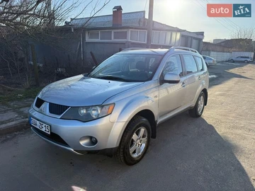 Авто Mitsubishi Outlander Xl 2008 № 8556832