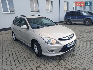 Авто Hyundai I30 2010 № 8557210