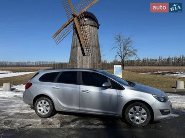 Авто Opel Astra 2012 № 8557239
