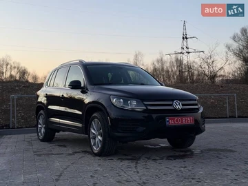 Авто Volkswagen Tiguan 2016 № 8557535