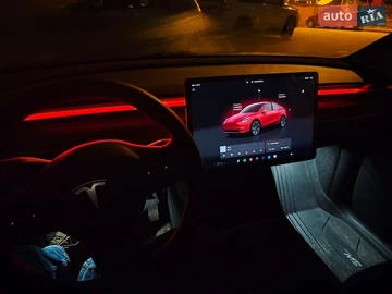 Авто Tesla Model Y 2024 № 8557857