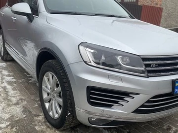 Авто Volkswagen Touareg 2016 № 8557863