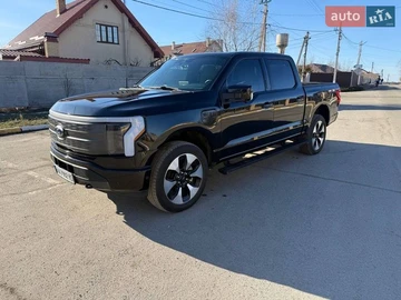 Авто Ford F-150 2023 № 8557893