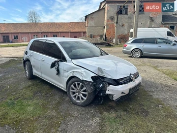 Авто Volkswagen E-Golf 2014 № 8558152
