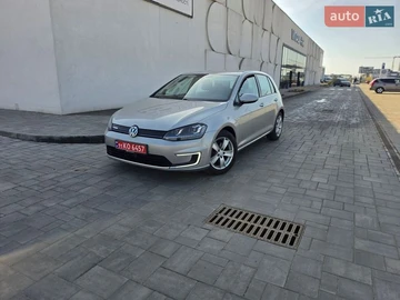 Авто Volkswagen E-Golf 2015 № 8558252