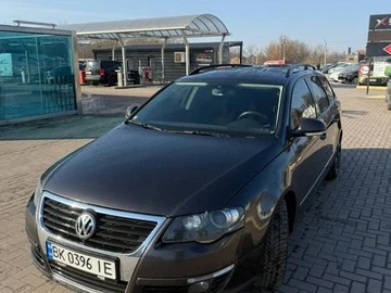 Авто Volkswagen Passat 2010 № 8558424