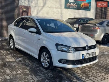 Авто Volkswagen Polo 2013 № 8558429