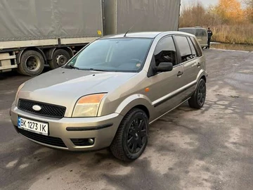 Авто Ford Fusion 2004 № 8559503