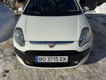 Авто Fiat Grande Punto 2010 № 8559573