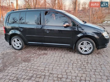 Авто Volkswagen Touran 2003 № 8559579