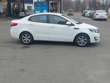 Авто KIA Rio 2013 № 8559740