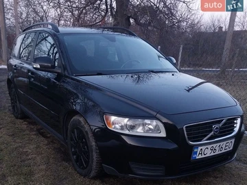 Авто Volvo V50 2010 № 8559755