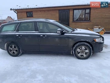 Авто Volvo V50 2009 № 8559761