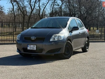 Авто Toyota Auris 2007 № 8559768