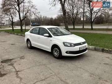 Авто Volkswagen Polo 2013 № 8559827