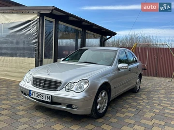 Авто Mercedes C-Class 2004 № 8560064