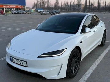 Авто Tesla Model 3 2024 № 8560169