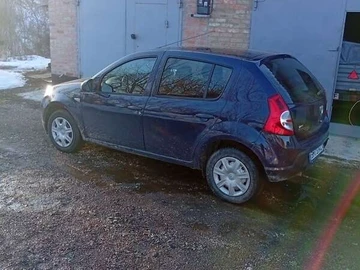 Авто Dacia Sandero 2010 № 8560200