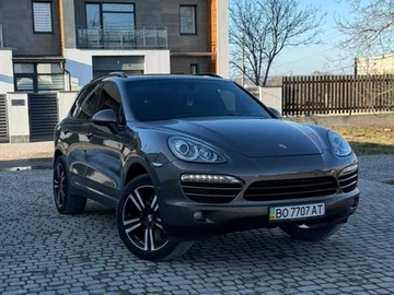 Авто Porsche Cayenne 2010 № 8560214
