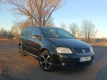 Авто Volkswagen Touran 2005 № 8560279